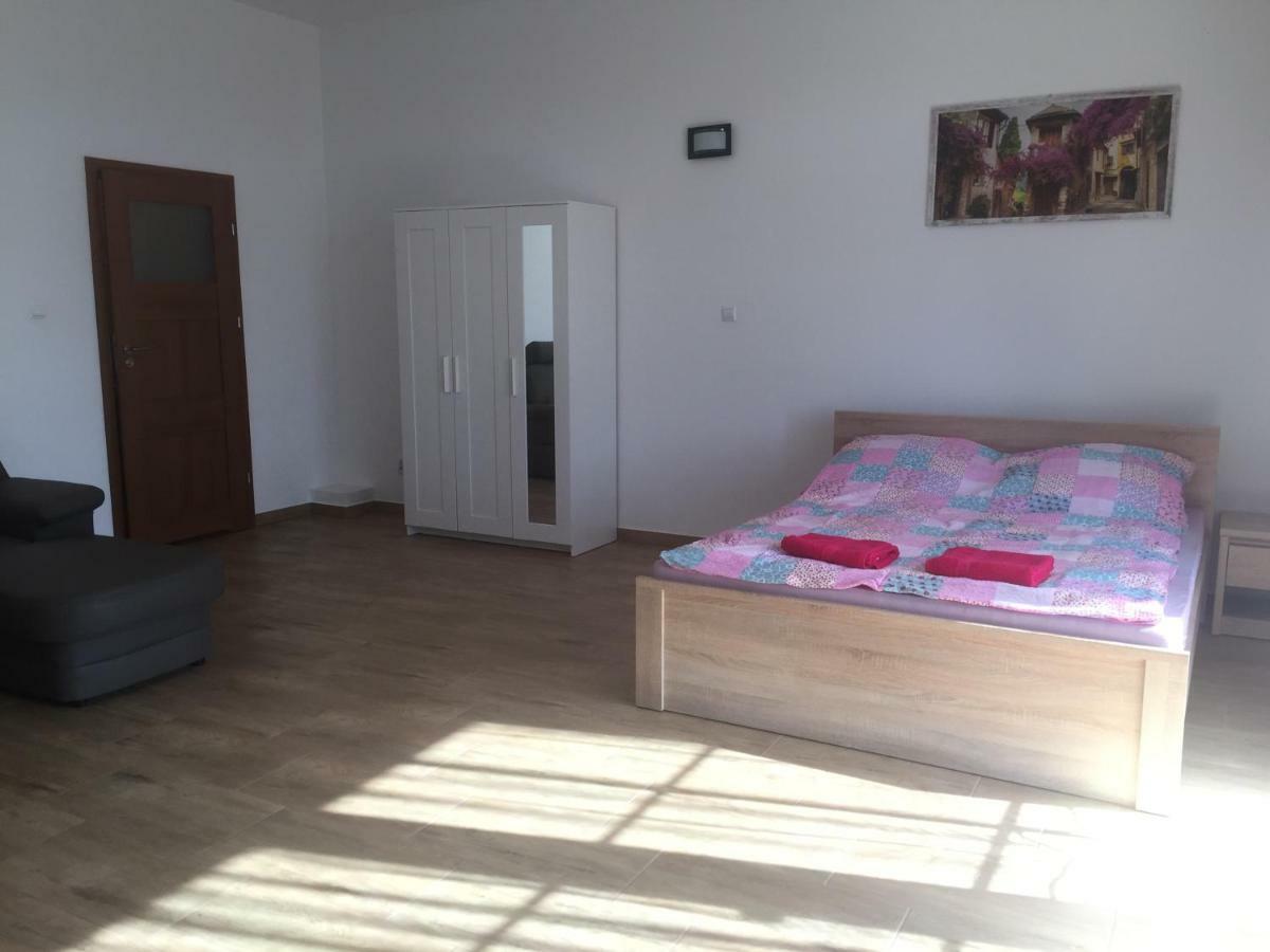 Apartment Agroborcz *